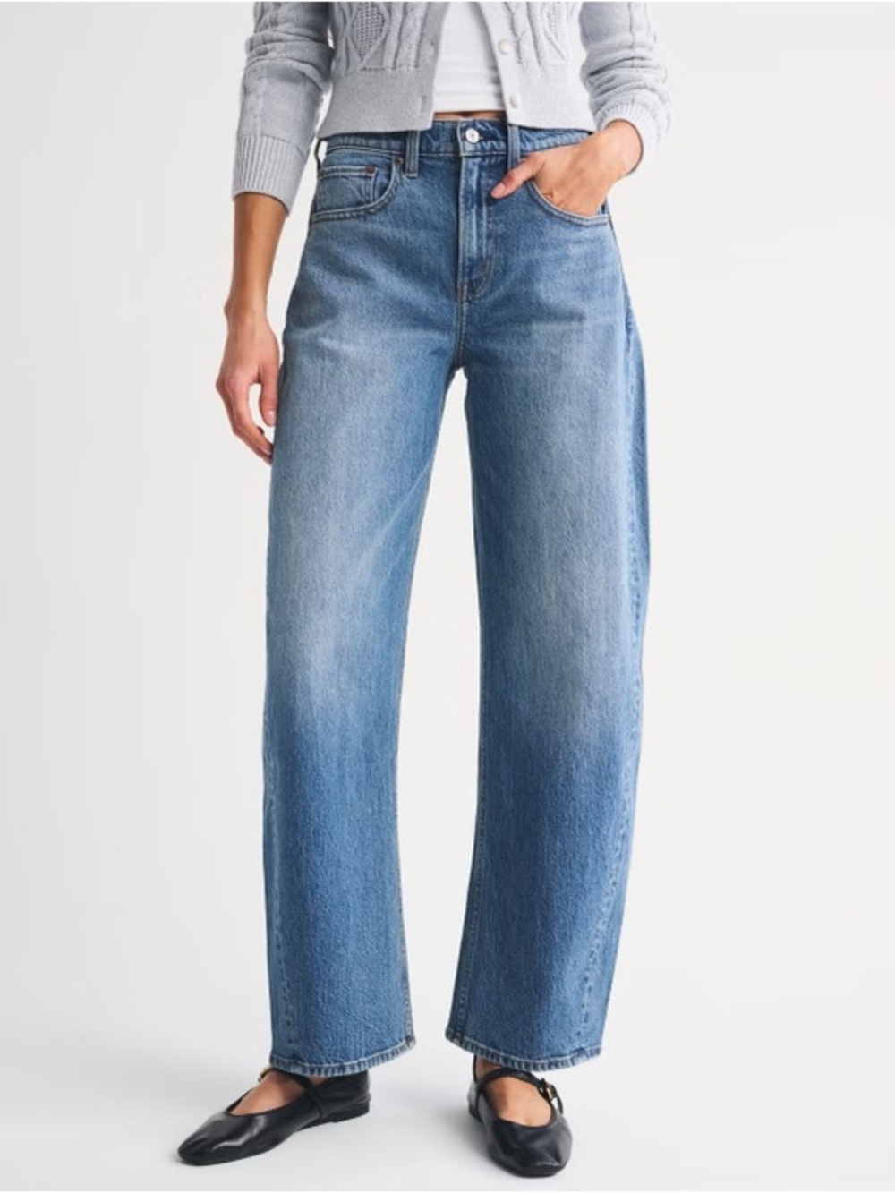 Abercrombie Mid-Rise Barrel Leg Women’s Denim Jeans - 29